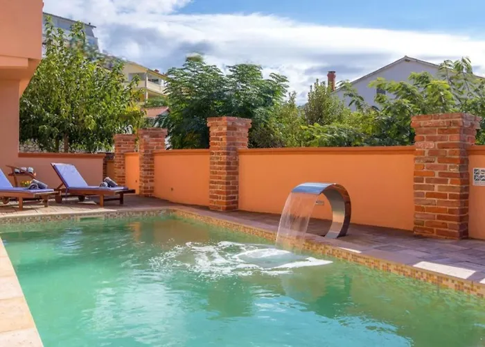 Luxury Pool 1 By Guide